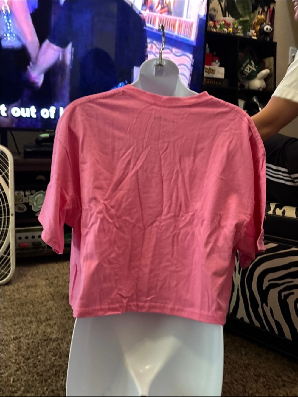 (3 for $10) Pink Lisa Blackpink Tee - Picture 2 of 3